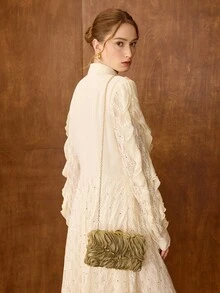 MOTF PREMIUM RUCHED KISS LOCK EVENING BAG - Gold - View 7