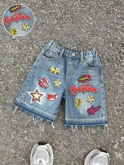 Pantalones cortos de mezclilla sueltos con estampado de coche y letra para niño pequeño, azul