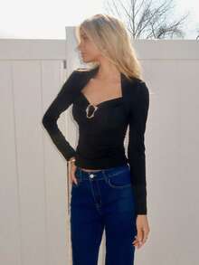 Sydney Algeri New Autumn Metal Decor Button Hollow Out Women T-Shirt - Black - View 1