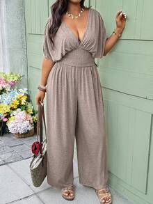 Vionelle Bộ jumpsuit nữ cỡ lớn kiểu dáng mới mùa xuân hè, dáng rộng thoải mái, cổ chữ V sâu, chất liệu dệt kim, thắt eo thanh lịch, xếp ly, phong cách đồng quê, thích hợp cho hoạt động ngoài trời và kỳ nghỉ. - Màu Khaki - Xem 2