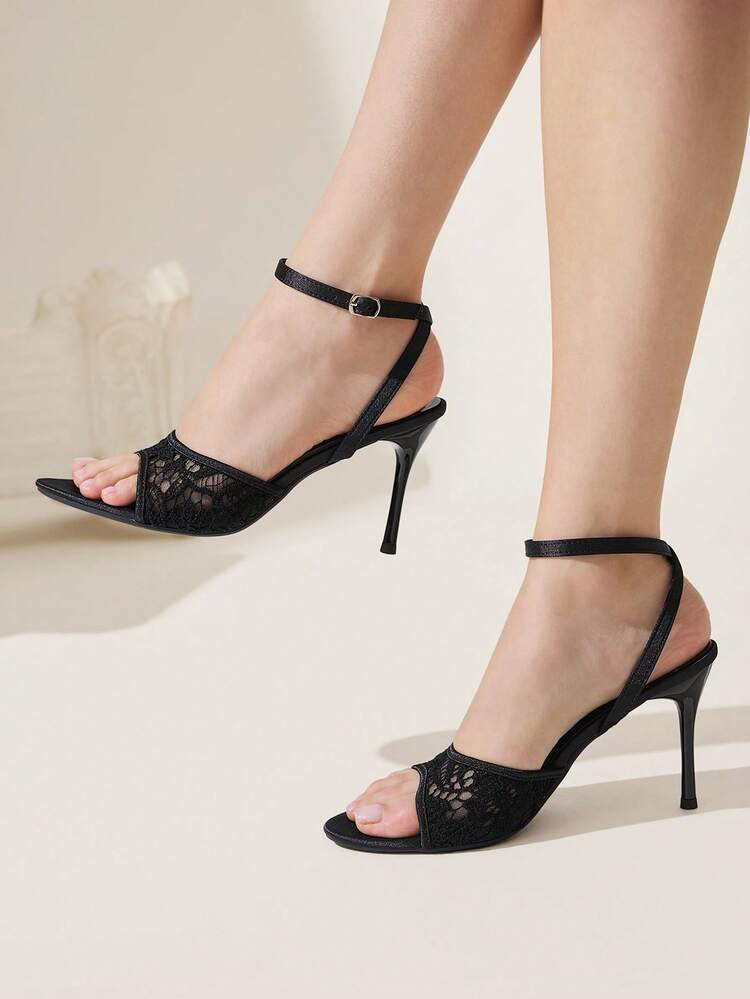 CUCCOO CHICEST Women's Buckle Design Casual Fashion Flat Sandals Summer Shoes Wedding Shoes Bride Shoes
