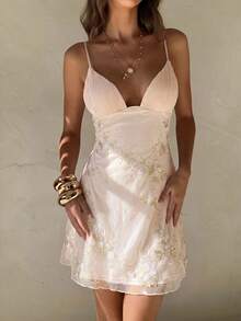 Aloruh 女士优雅性感褶皱罩杯刺绣纯色修身A字迷你连衣裙 - 淺粉色 - 查看 7