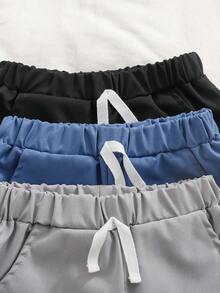 SHEIN Playful Pals 3条装男婴蓝色、灰色、黑色弹力腰休闲短裤，饰有英文字母贴布和假腰带，宽松复古简约风格，带口袋，适合夏季日常外出或运动。 - 彩色 - 查看 6