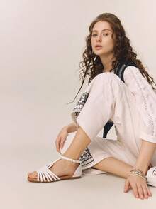 Styleloop Giày sandal đế bằng nữ, sandal kiểu La Mã, quai chéo trang trí, giày du lịch phong cách Bohemian, thích hợp cho mùa hè, đi biển, dạo phố, phù hợp cho kỳ nghỉ, mùa xuân và mùa hè. - trắng - Xem 7