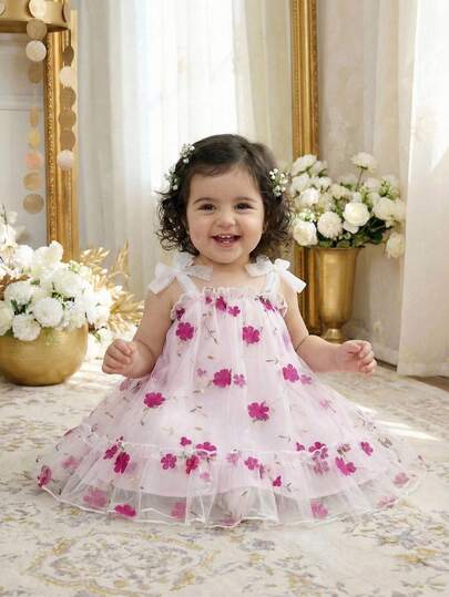 SHEIN Cute & Elegant Baby Girl Dress With Floral Print, Flared Skirt And Mesh Overlay
