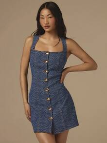 COSMINA Denim 女士优雅提花无袖方领收腰A字金属纽扣迷你牛仔连衣裙，早春 - 中等水洗藍 - 查看 4