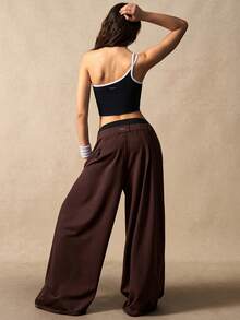 VARSIVA Contrast Trim Fitted Cropped Sports Tank Top - Black and White - View 7