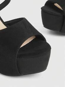 CUCCOO LuxiPop 性感鱼嘴露趾高跟鞋，女士黑色绒面厚底厚跟夜店凉鞋 - 黑色 - 查看 4