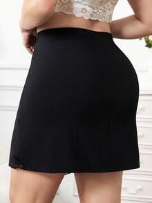 Chikora 大码女士纯色褶皱撞色蕾丝侧开衩优雅A字裙，适合夏季、春假、婚礼及活动、毕业典礼（母亲）、毕业典礼、度假、夏季、休闲、奢华、正式场合、社交活动、新娘母亲等场合。 - 黑色 - 查看 8