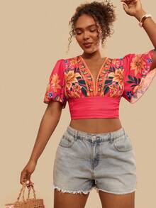 Travachic Plus Size Women's Pink Floral Tropical Print Deep V-Neck Flutter Sleeve Ruched Fitted Cropped Top,Summer Boho Vacation Holiday,Resort Style - Orange - View 3