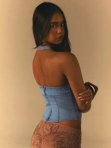 Athîral 夏季女士休闲露背吊带牛仔上衣 - 中等水洗藍 - 查看 2