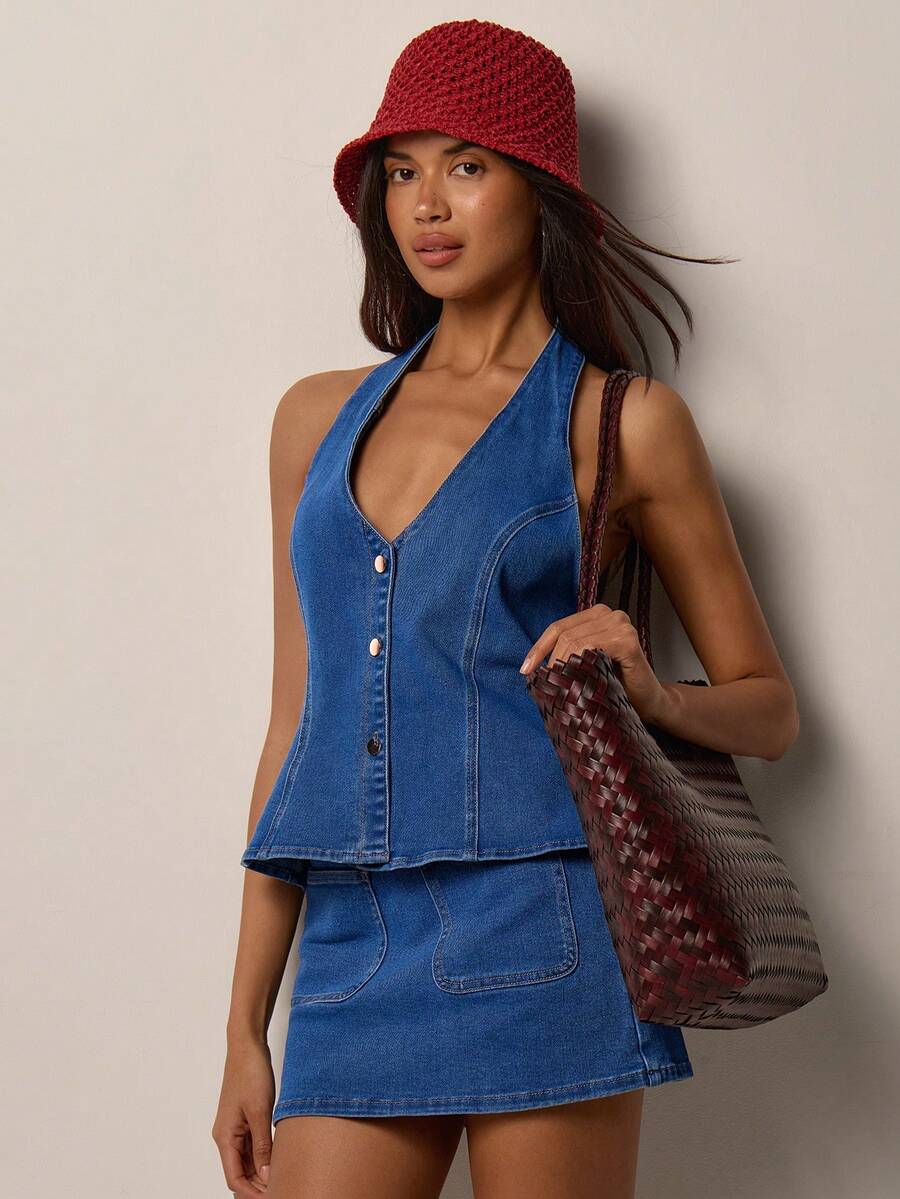 COSMINA 女士牛仔吊带露脐上衣和口袋裙/短裤两件套，休闲优雅Y2K牛仔两件套 - 深色水洗藍 - 查看 1