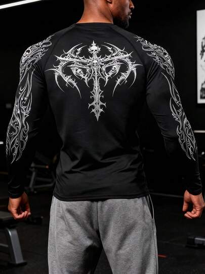 Manfinity Sport PWRUP 男士休闲骷髅印花圆领长袖T恤，适合日常穿着和运动。
