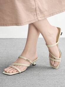 CUCCOO BIZCHIC Giày sandal cao gót hở mũi mũi vuông màu đen mới cho nữ mùa xuân và hè, kiểu dáng stiletto Pháp với quai đeo. - Màu be - Xem 3