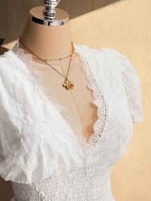 SHEIN ICON 大码女式深V领褶皱腰身优雅花瓣袖派对连衣裙 - 白色 - 查看 1
