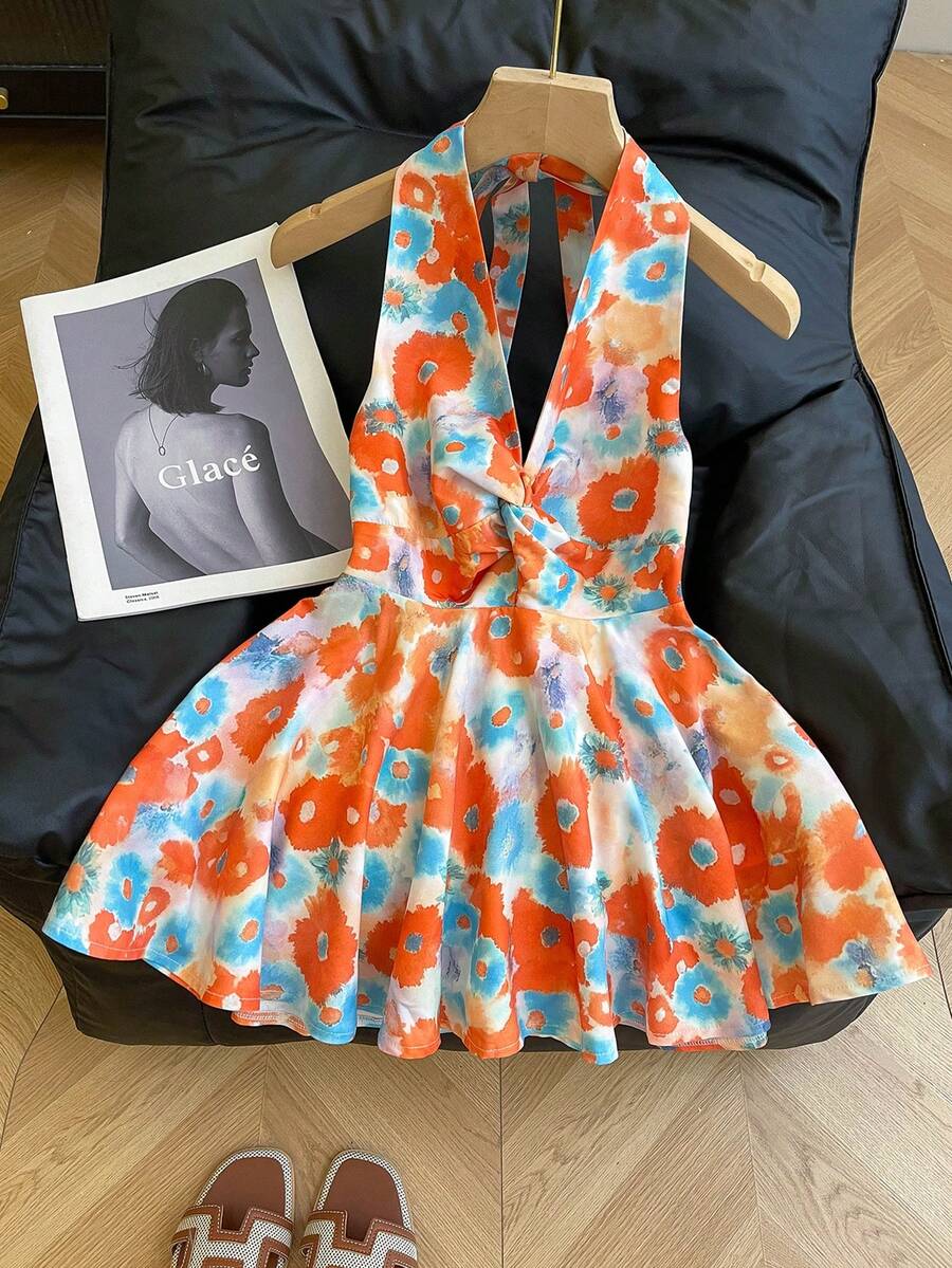 Resyla Women's Floral Print Twist Front Halter Neck Top, Vacation Style - Multicolor - View 1