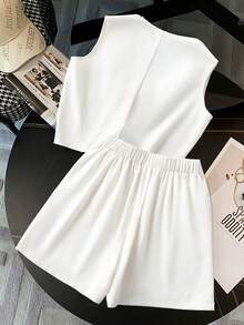 GlowEve Damset med 2 delar, vår/sommar 2026, pärlbandsmönstrad ärmlös linne och shorts - Aprikos - Visa 2