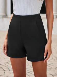 SHEIN Cottnline Plus Size Solid Color Casual Comfortable Everyday Wear Slant Pocket Shorts - Black - View 3