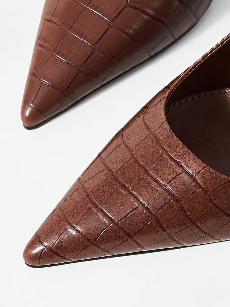 WOMEN'S EMBOSSED THICK HEEL CLOSED TOE SHOES SPRING SHOES