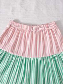 SHEIN 优雅之选：女童白色百褶编织裙，独特的纹理，精致的细节，飘逸的褶裥，展现甜美优雅，外出必备。 - 彩色 - 查看 5