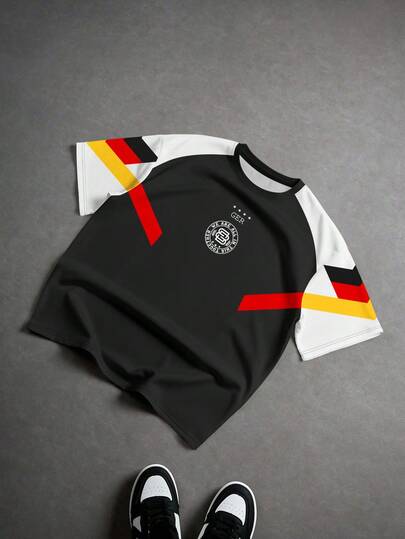 Aesthetic Post Camiseta de estilo gráfico de fútbol con estampado geométrico de bloques de color, de manga corta, corte holgado y oversize, estilo de camiseta de jersey de fútbol, para hombres