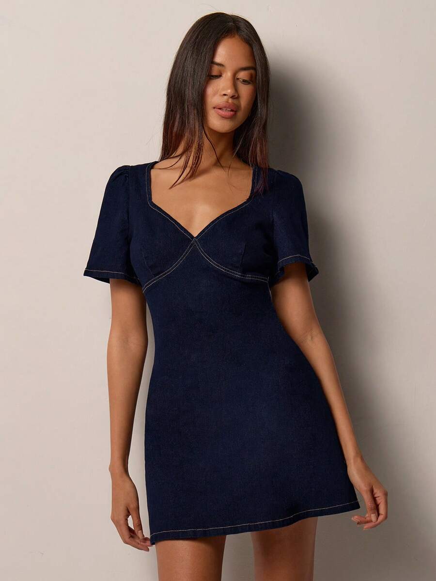 COSMINA Đầm denim nữ cổ vuông tay ngắn cổ tim, đầm mini thanh lịch phong cách vintage tối giản, thích hợp đi làm. - Màu xanh lam - Xem 1