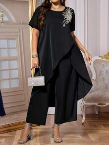 SHEIN Clasi Áo nữ mùa xuân họa tiết hoa màu hồng có viền bất đối xứng và quần ống rộng màu hồng rộng rãi, bộ 2 món cỡ lớn, trang phục thanh lịch hàng ngày lãng mạn - màu đen - Xem 2