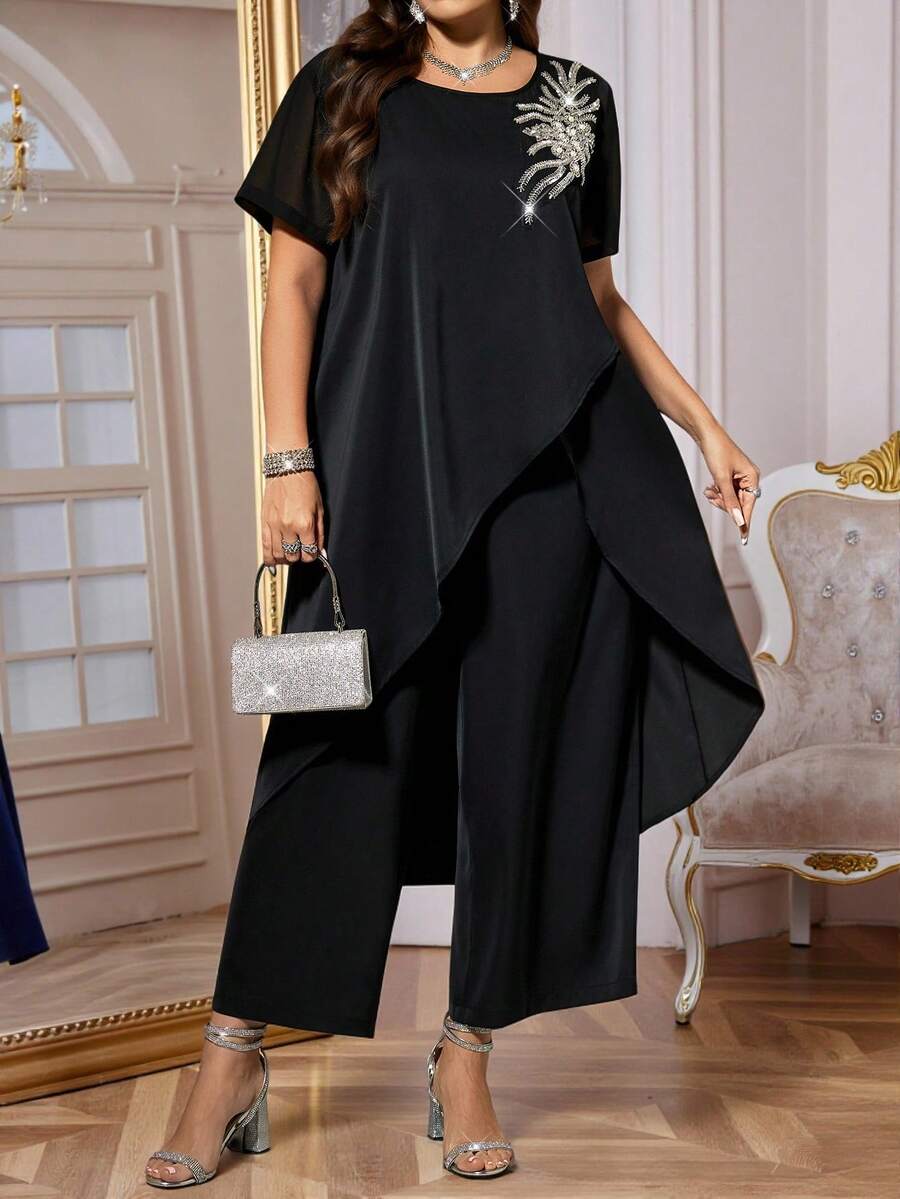 SHEIN Clasi Áo nữ mùa xuân họa tiết hoa màu hồng có viền bất đối xứng và quần ống rộng màu hồng rộng rãi, bộ 2 món cỡ lớn, trang phục thanh lịch hàng ngày lãng mạn