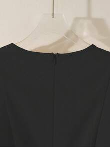 GlowEve 优雅浪漫度假及工作通勤日常女装短款连衣裙褶皱黑色连衣裙黑色连衣裙女士黑色优雅连衣裙黑色休闲连衣裙经典黑色连衣裙修身连衣裙短袖连衣裙休闲黑色连衣裙黑色正式连衣裙女士办公室工作服工作装女士惊艳连衣裙女士工作连衣裙女装高品质连衣裙新款女装 - 黑色 - 查看 5