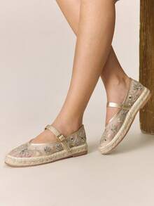 Styleloop Women's Flower Embroidered Buckle Design Fashionable Flat Casual Shoes, Bohemian Style, A Must For Travel, Summer Wear, Holiday Atmosphere - Gold - View 2
