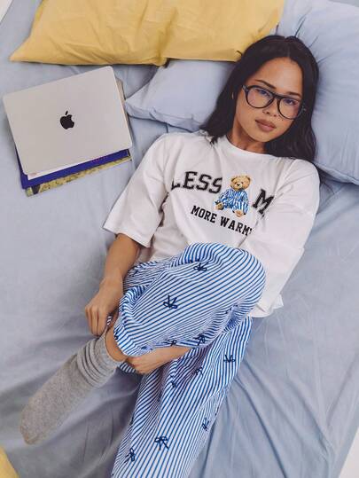 Athîral 2pcs Women's Casual Bear Print Pajama Set, Bear Print T-Shirt And Striped Pants