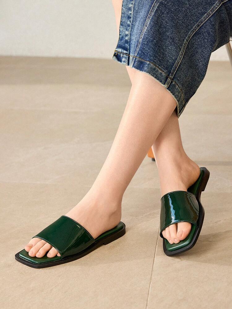WOMEN SHOES SUMMER EXPLOSION RETRO FASHION MIRROR DARK GREEN SEXY SQUARE TOE OPEN TOE FLAT BOTTOM SLIPPERS SIMPLE ATMOSPHERE VERSATILE CASUAL SLIP-ON COMFORTABLE LIGHT HIGH SENSE BEACH