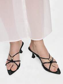 Sandalias de mujer con punta puntiaguda y tira de tacón bajo - Negro - Ver 6