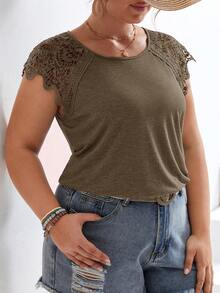 SHEIN Frenchy Plus Size Women Contrast Lace Raglan Sleeve Casual T-Shirt - Brown - View 6
