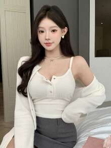 DAZY 2 piezas Conjunto de Top Corto y Cárdigan Blanco Esponjoso de Moda para Mujer en Otoño/Invierno, Ajuste Slim de Ropa Deportiva de Manga Larga - Beis - Ver 5