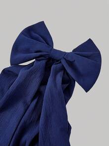 SHEIN MOD 70年代复古深海军蓝不对称肩部连衣裙，饰有蝴蝶结和撞色蕾丝——西部风格，复古宫廷风，适合约会、派对、女士春夏装、春假、度假、野餐、节日、生日等场合。 - 藏蓝色 - 查看 4