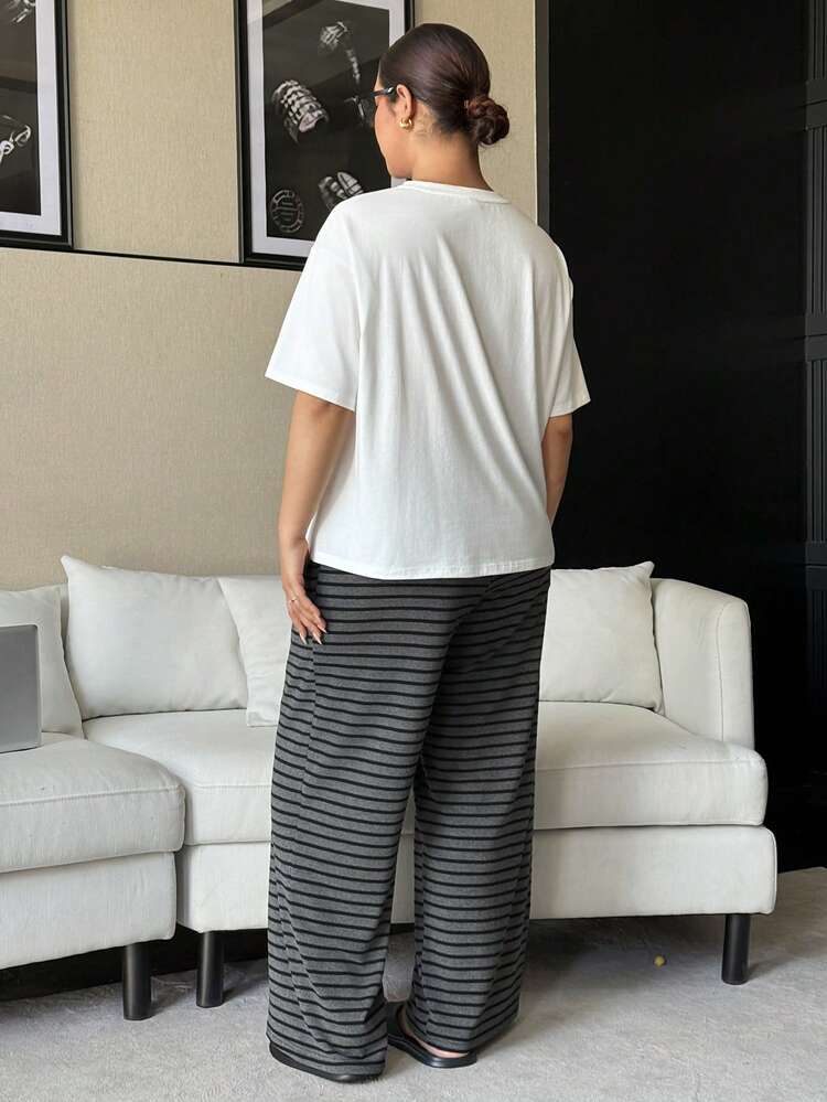 Dazy Plus 2pcs/Set Plus Size Women Casual Cartoon Print Short Sleeve Top And Striped Pajama Pants Sleepwear Set, Spring/Summer