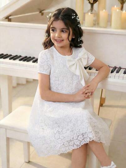 SHEIN Elegant rund halsringad kortärmad spetsklänning med rosettdekoration för tweenflicka