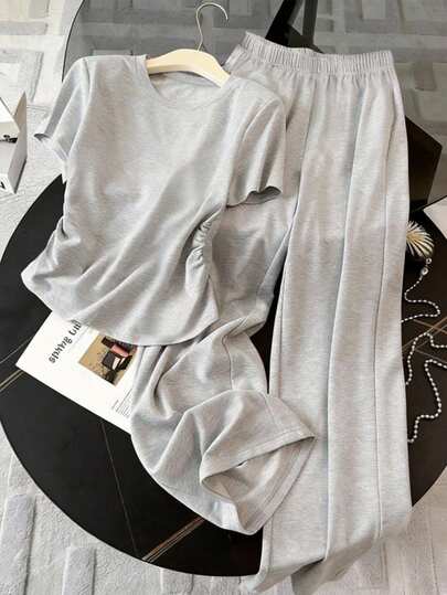 一件式短袖休闲印花春夏少女夏季通勤套装，运动休闲直筒裤，短袖轻便舒适两件套。