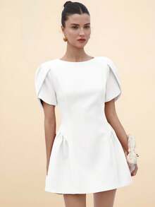 BELROSIE Đầm công chúa ngắn tay ngắn cổ tròn dáng peplum xẻ tà kiểu Ý họa tiết hoa tulip 3D dành cho nữ. - trắng - Xem 4