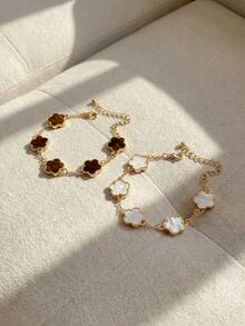 Resyla 2pcs/Set Fashion Classic Style White/Brown Clover Bracelets Valentines - Multicolor - View 2