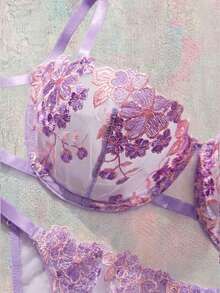 2件套女士天蓝色刺绣蕾丝肩带内衣文胸和内裤套装 - 紫色 - 查看 3