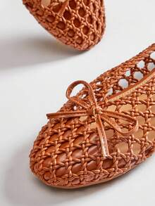 SHUZIA Ladies Elegant Woven PU Ballet Flats - Maroon - View 6