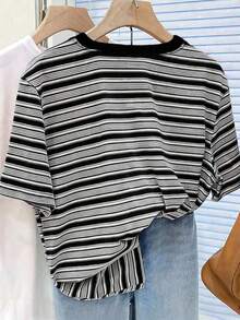INAWLY 复古彩色条纹女式短袖T恤，夏季休闲圆领上衣 - 彩色 - 查看 2