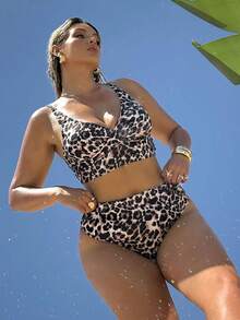 SHEIN BAE Ensemble de bikini sexy à imprimé léopard froncé pour femmes grandes tailles pour l'été et la plage - Multicolore - Voir 1
