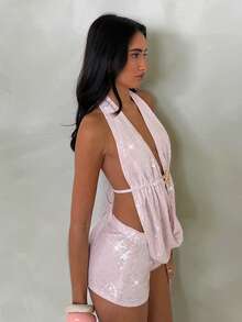 SHEIN Glamour Conjunto de 2 peças com top halter sem costas e shorts com paetês, para férias - Rosa Bebê - Visão 4