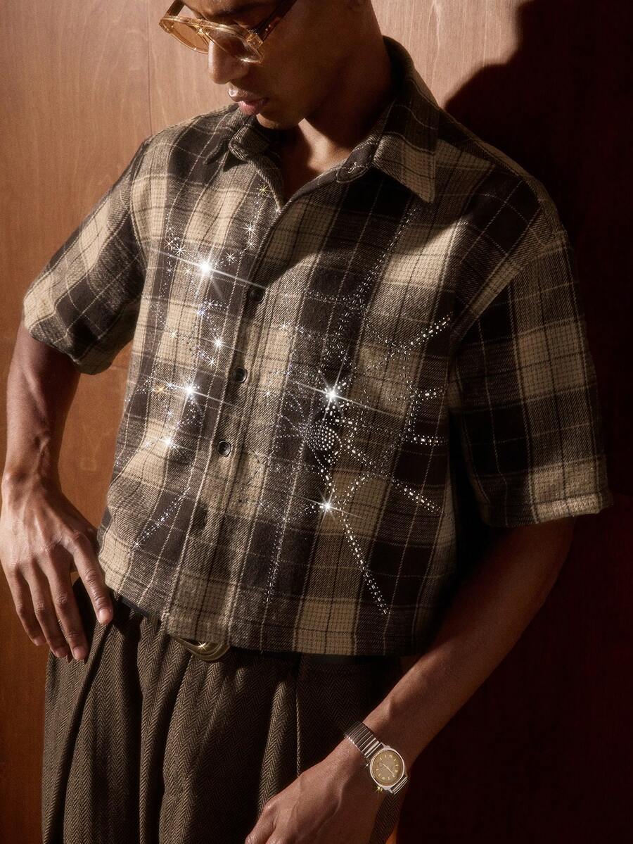 AKNOTIC 男士街头风格水晶蜘蛛网格子短袖梭织衬衫 - 咖啡棕 - 查看 1