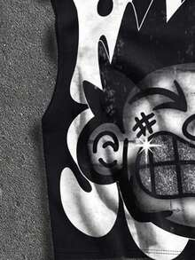 Manfinity ZONE917 Plus Size Men's Boxy Street Style Distressed Funny Diamond Teeth Tattoo Print Plus Size Short Graphic T-Shirt & Tank Top - Black - View 4