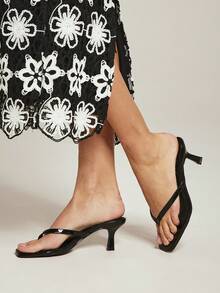 SHUZIA 女士方头细跟系带人字形亮面漆皮黑色凉鞋 - 时尚、舒适的春季鞋 - 黑色 - 查看 2