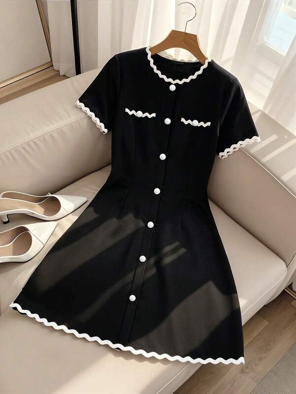 Elenzga 女士春夏法式优雅撞色波浪纹缎带白色纽扣装饰圆领短袖修身连衣裙扇形边饰连衣裙短袖连衣裙女式连衣裙黑色纽扣连衣裙黑白连衣裙